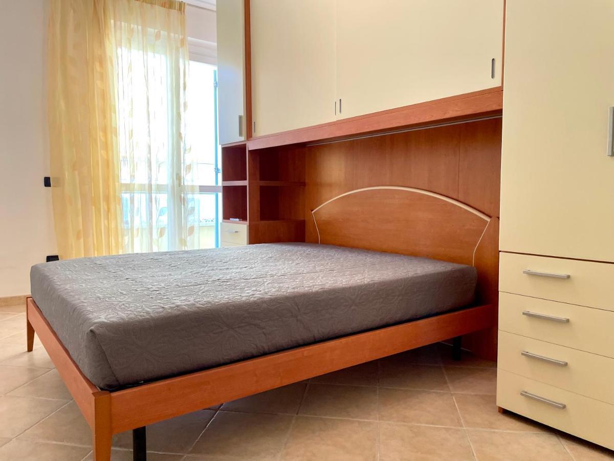 Sunset Boutique Apartment Marina di Massa Eksteriør billede